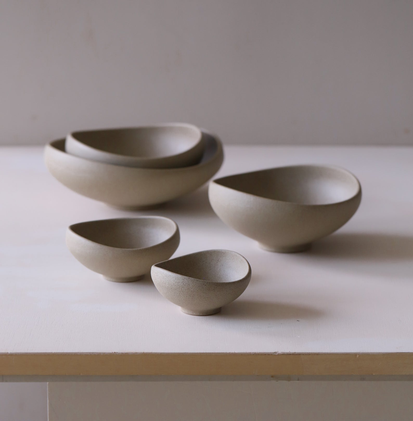 Cutting Bowl - Honey Brown